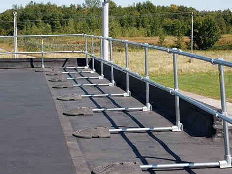  屋面临边护栏的相关知识